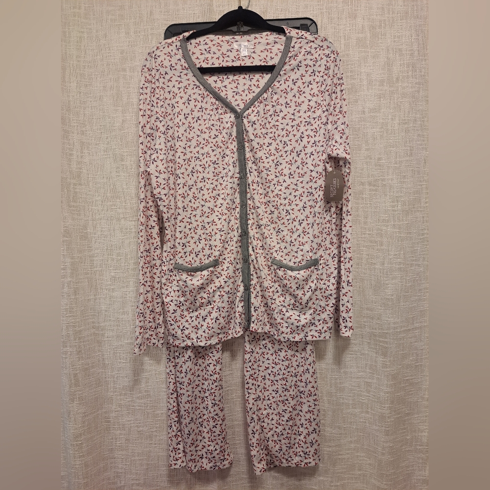 Secret Treasures size XL Red/White Long Sleeve Pajama Set